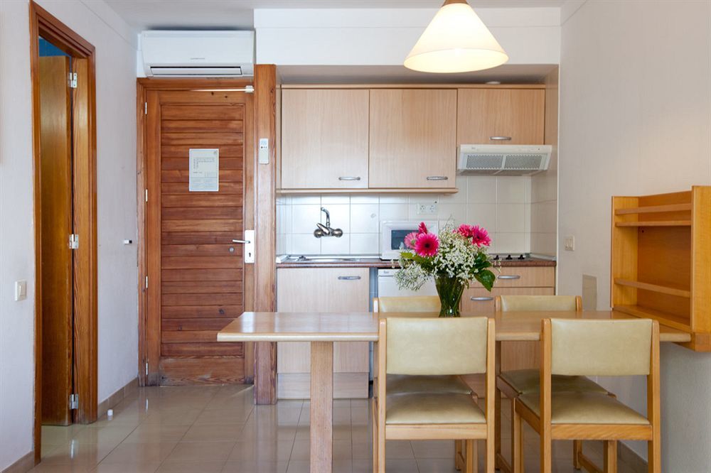 Cabot Hobby Club Apartments Puerto Pollensa Exterior foto